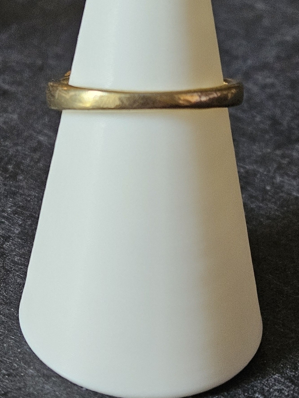 Vintage Gold Tone Pavé Crystal Double Row Ring. Size 8 - Picture 4 of 5